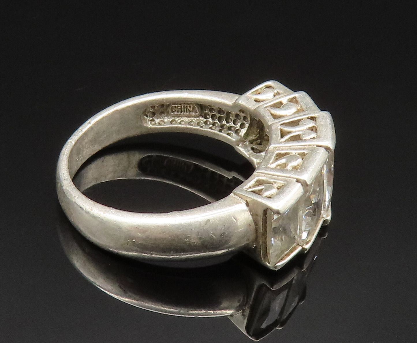 925 Silver  Vintage Graduated Five Stone Cubic Zirconia Ring Sz 9  RG24594