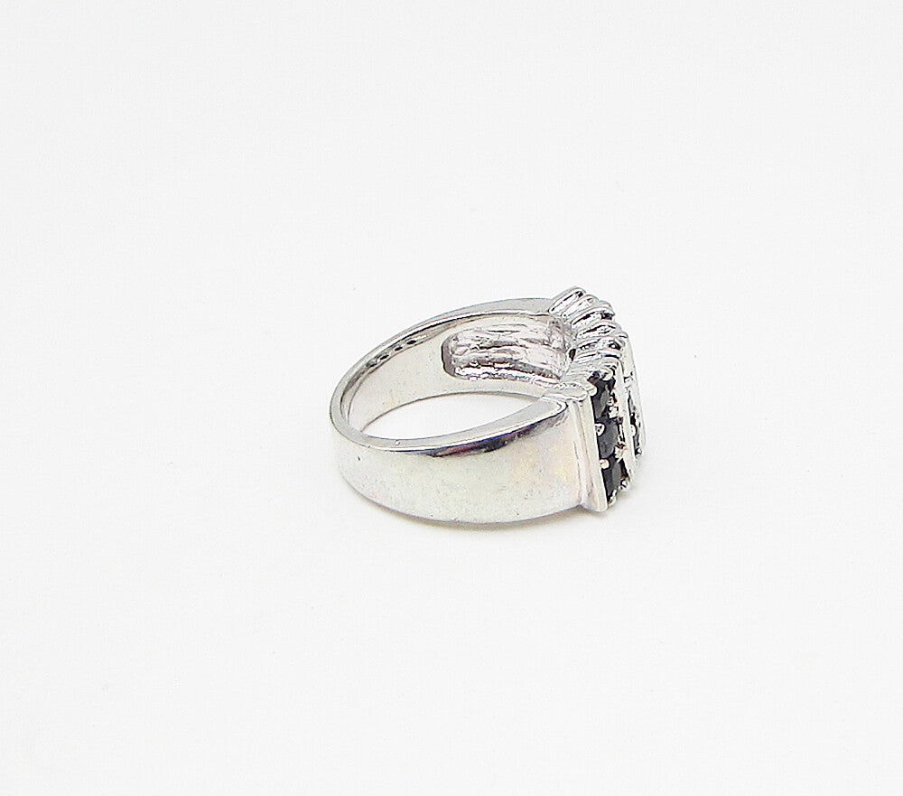 925 Sterling Silver Faceted Round Cut Sapphire Linear Band Ring Sz 6.5 RG3453