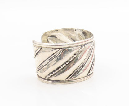 925 Sterling Silver Vintage Bracelet HAND & HAMMER Diagonal Grooved Cuff BT11769