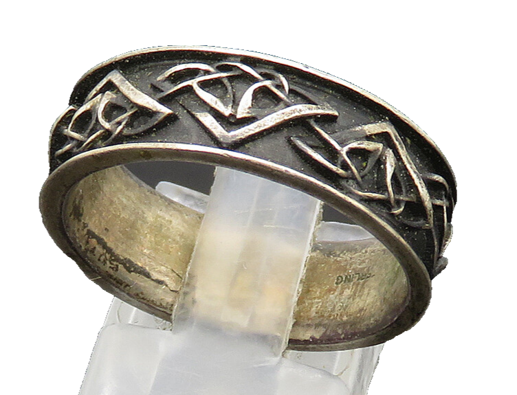 925 Sterling Silver  Vintage Raised Detail Oxidized Band Ring Sz 9.5  RG20760