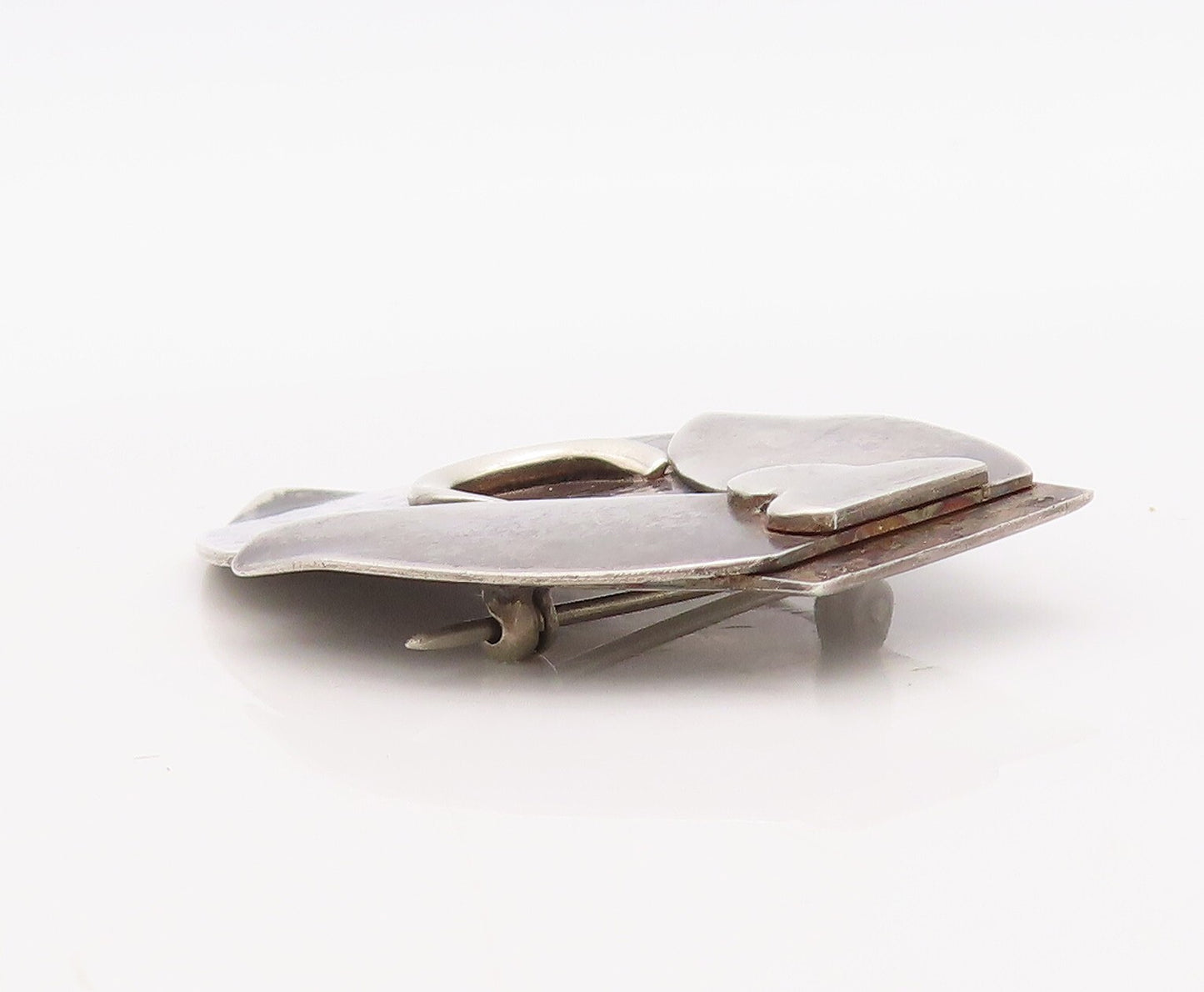 925 Sterling Silver Vintage Brooch Pin NAVAJO Solid Carved Design  BP11208