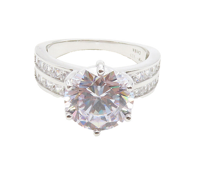 925 Sterling Silver  Sparkling Prong Set Cubic Zirconia Band Ring Sz 7 RG15728