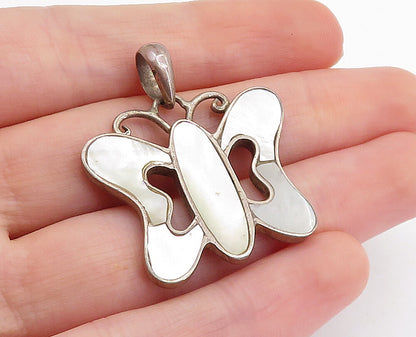 925 Sterling Silver  Vintage Mother Of Pearl Butterfly Motif Pendant  PT5767