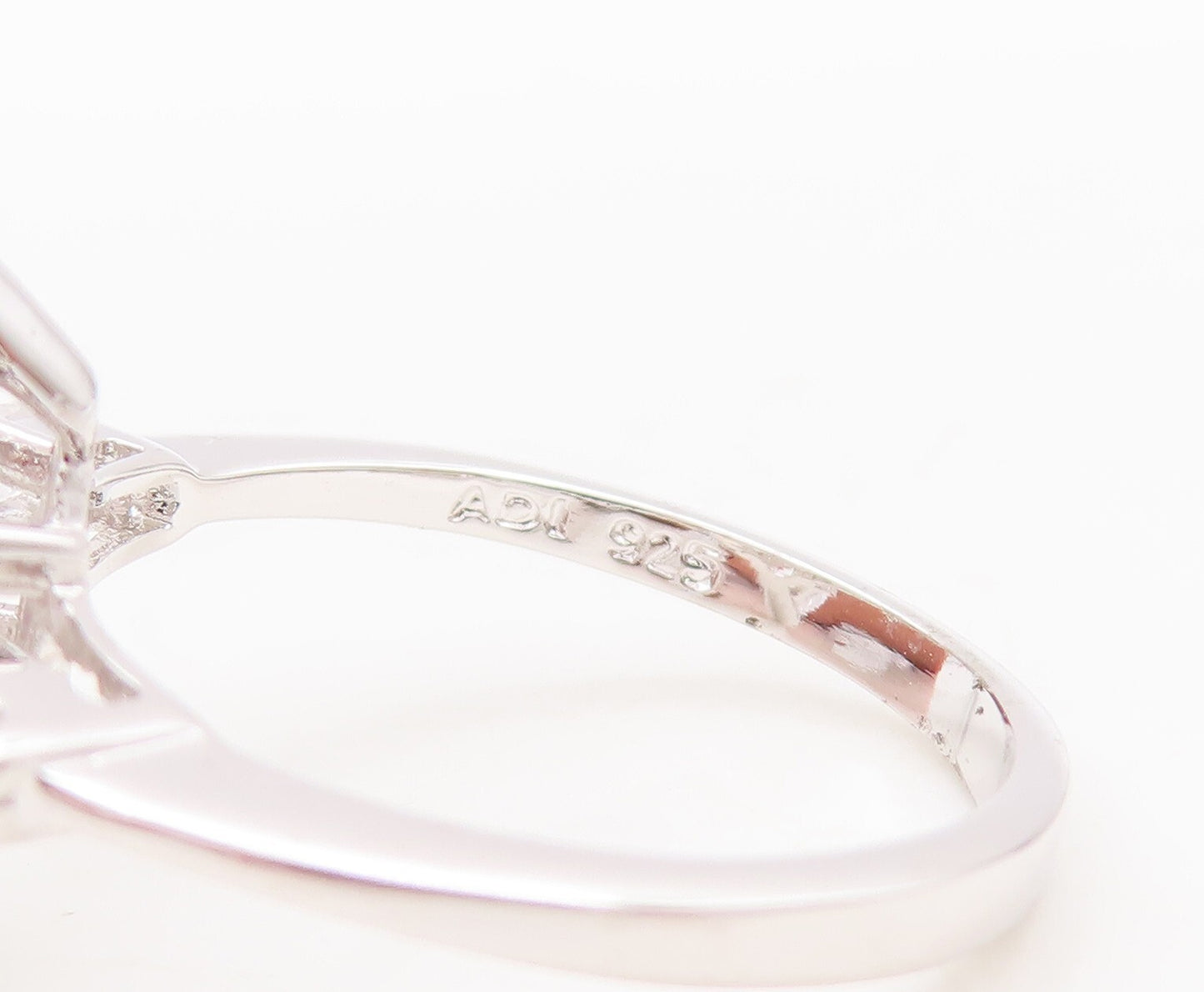 925 Sterling Silver Vintage Ring Marquise Cut & CZ Side Stones   Sz 7  RG29806