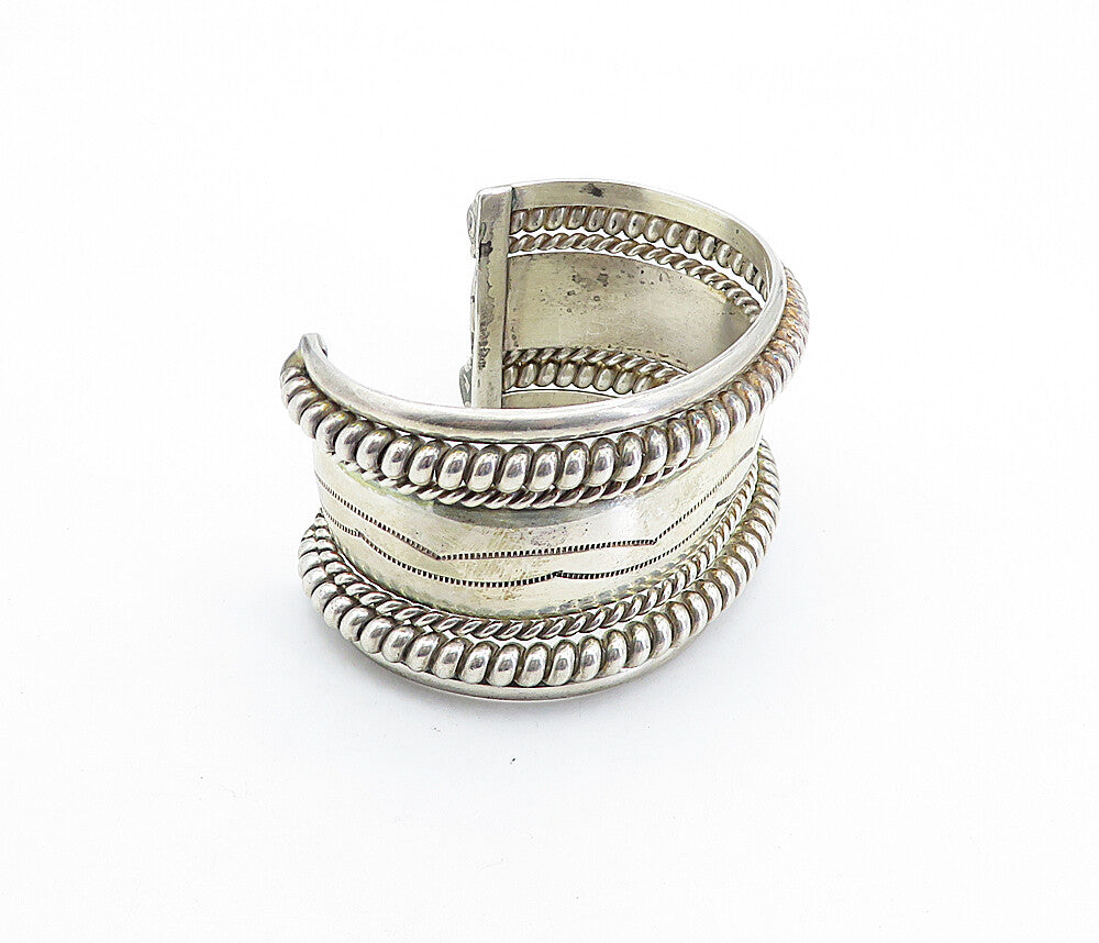 TAHE NAVAJO 925 Sterling Silver Vintage Etched Detail Twist Cuff Bracelet BT2666