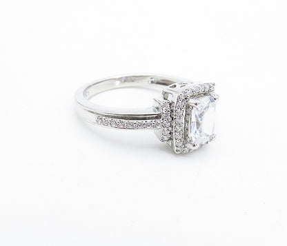 925 Sterling Silver  Cubic Zirconia Solitaire With Accents Ring Sz 7  RG4110