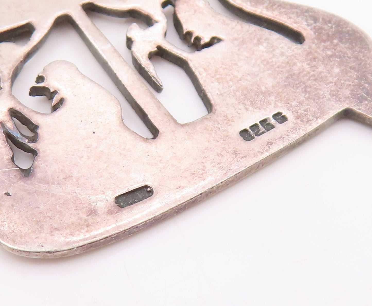 925 Sterling Silver  Vintage People On Boat Dark Tone Drop Pendant  PT9700