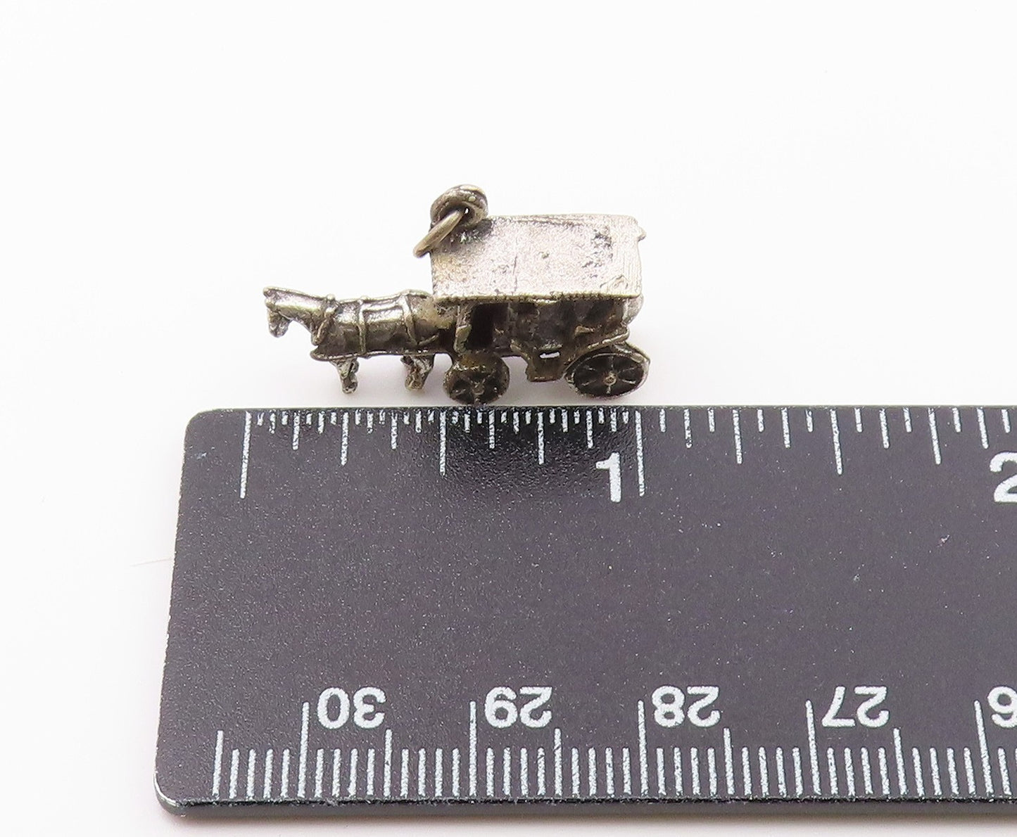 925 Sterling Silver  Vintage Old Fashioned Horse & Carriage Pendant  PT17137