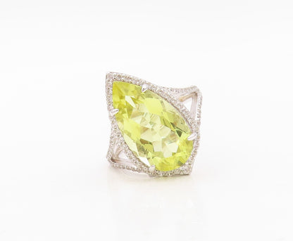 925 Sterling Silver Vintage Ring Drop Cut Designer Peridot & CZ  Sz 7.5  RG30146