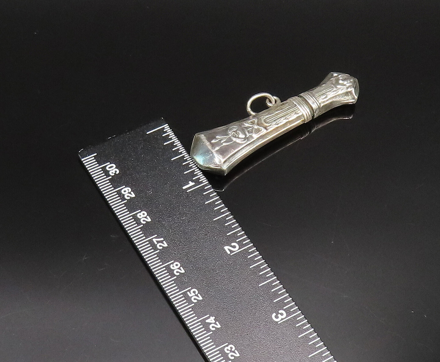 925 Silver  Vintage Carved Bow Tie Pointed Linear Pendant (OPENS)  PT21602