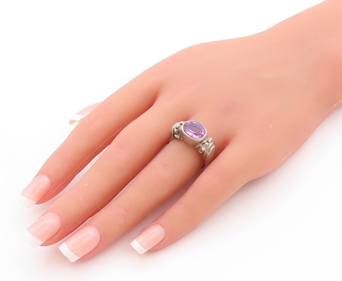 925 Sterling Silver Vintage Ring Antique Design Carved Amethyst  Sz 8  RG32750