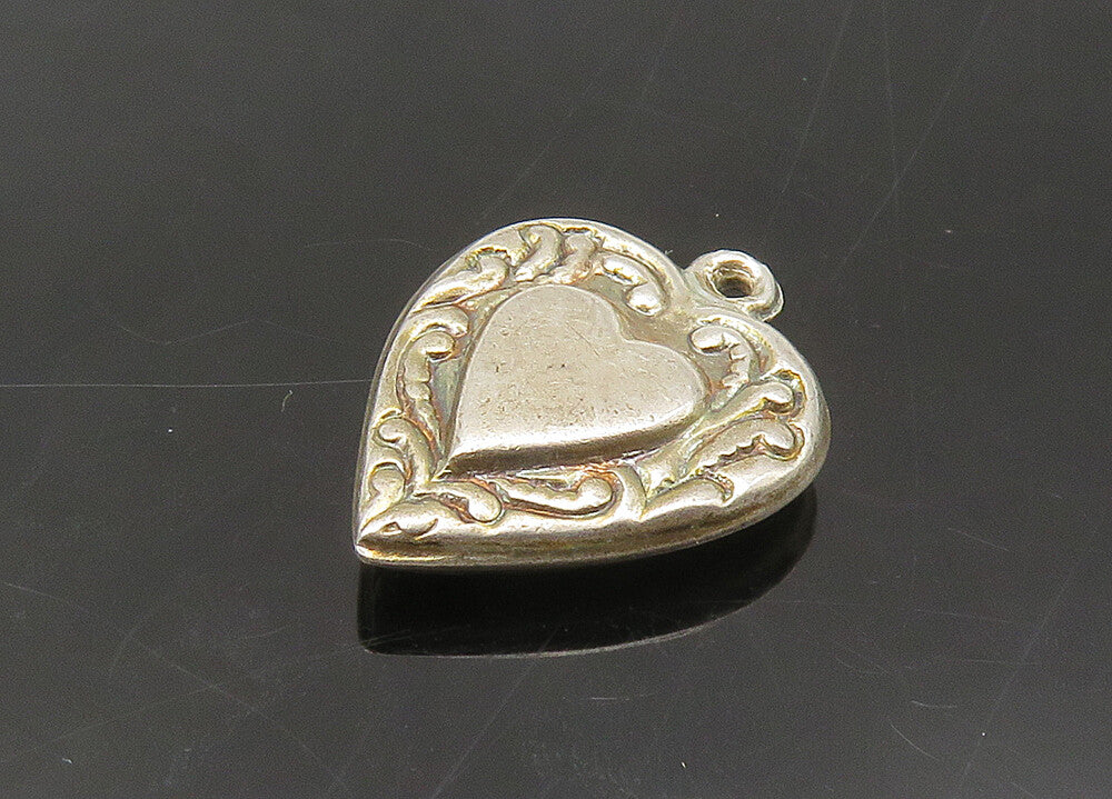 925 Sterling Silver  Vintage Antique Shiny Swirl Love Heart Pendant  PT17797