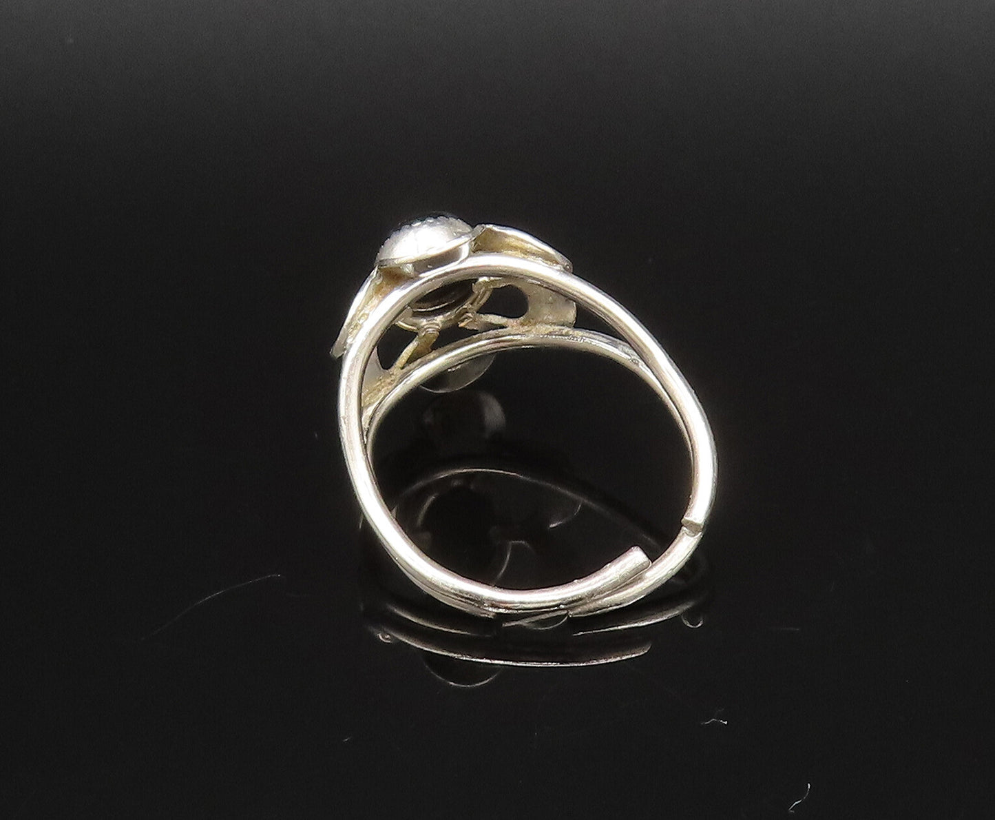 925 Sterling Silver  Vintage Open Floral Pedals Black Onyx Ring Sz 6  RG25746