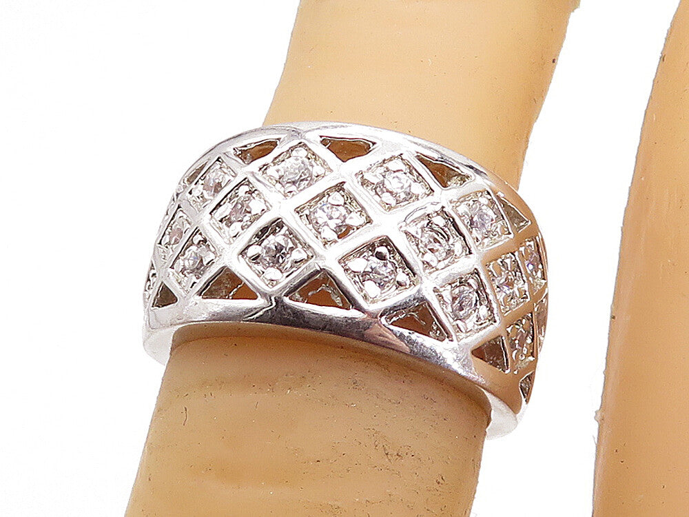 925 Sterling Silver  Petite Topaz Shiny Grid Design Band Ring Sz 5  RG4983