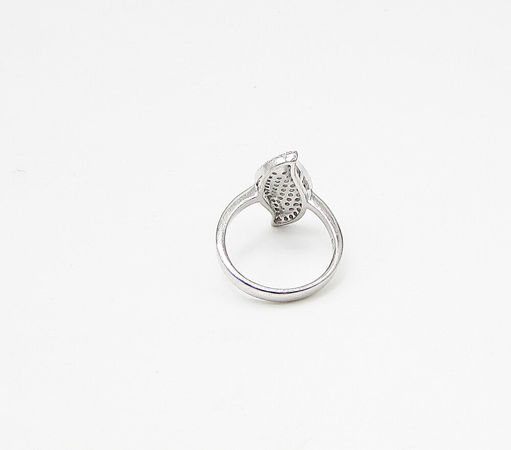 925 Sterling Silver  White Cubic Zirconia Leaf Cluster Ring Sz 8  RG3252