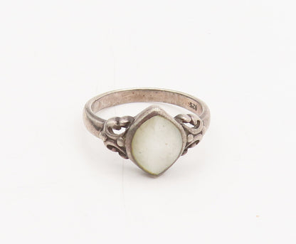 925 Silver  Vintage Minimalist Carved Mother Of Pearl Ring Sz 8.75  RG27025