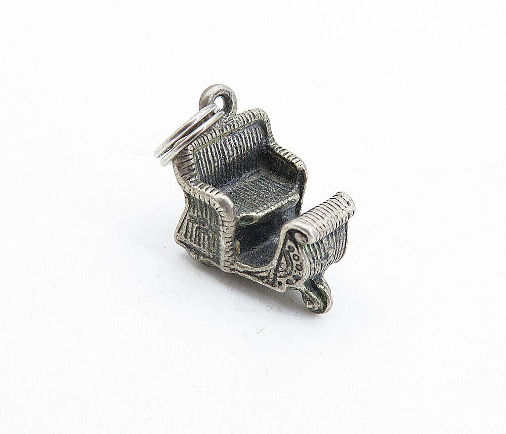 925 Sterling Silver  Vintage Petite Dark Tone Carriage Motif Pendant  PT2870