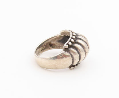 925 Sterling Silver Vintage Ring Chunky Ribbed Scalloped Dome  Sz 7.5  RG36655