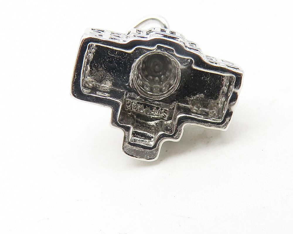 925 Sterling Silver  Vintage Petite Shiny Capitol Building Pendant  PT9384