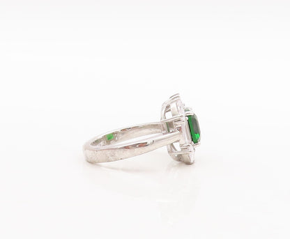 925 Sterling Silver Vintage Ring Green Square Cut Halo White Topaz  Sz 7 RG29542