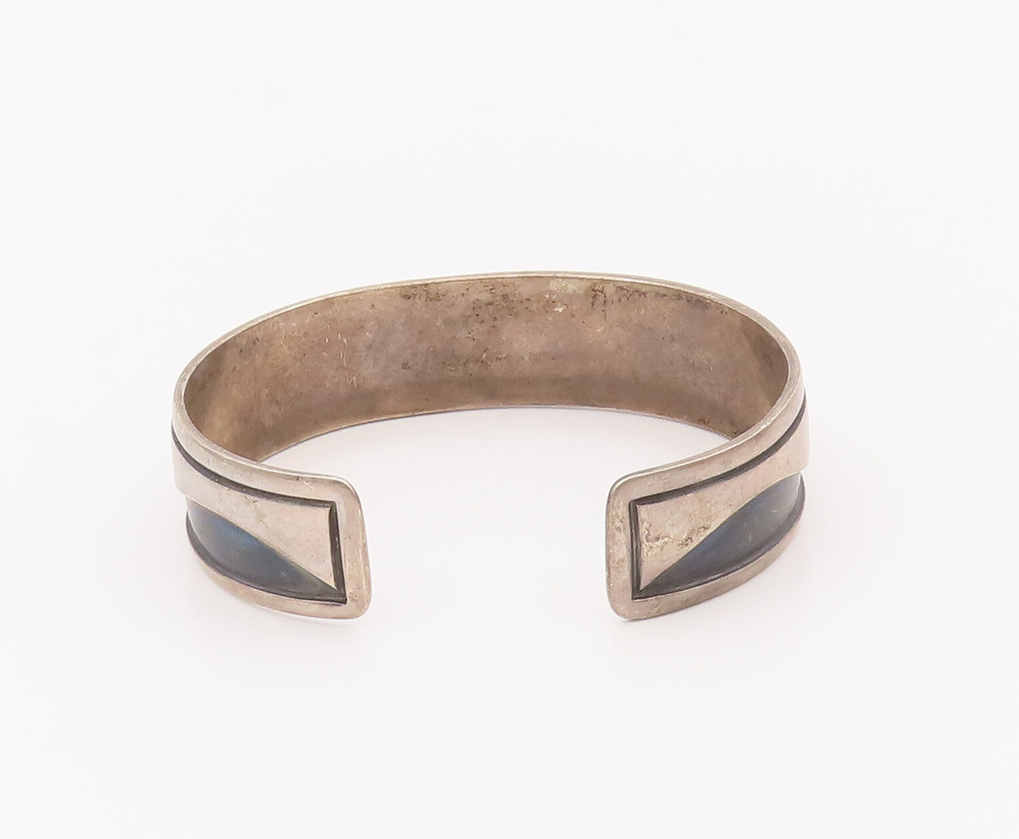 925 Sterling Silver Vintage Bracelet NAVAJO Wave Effect Carved Cuff  BT10444