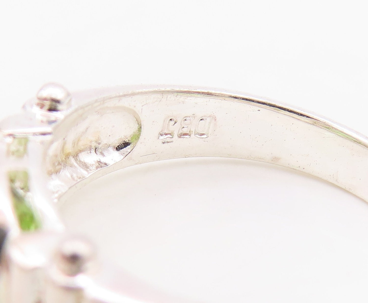 925 Sterling Silver Vintage Ring Hinged Oval Cut Peridot  Sz 7.5  RG31133
