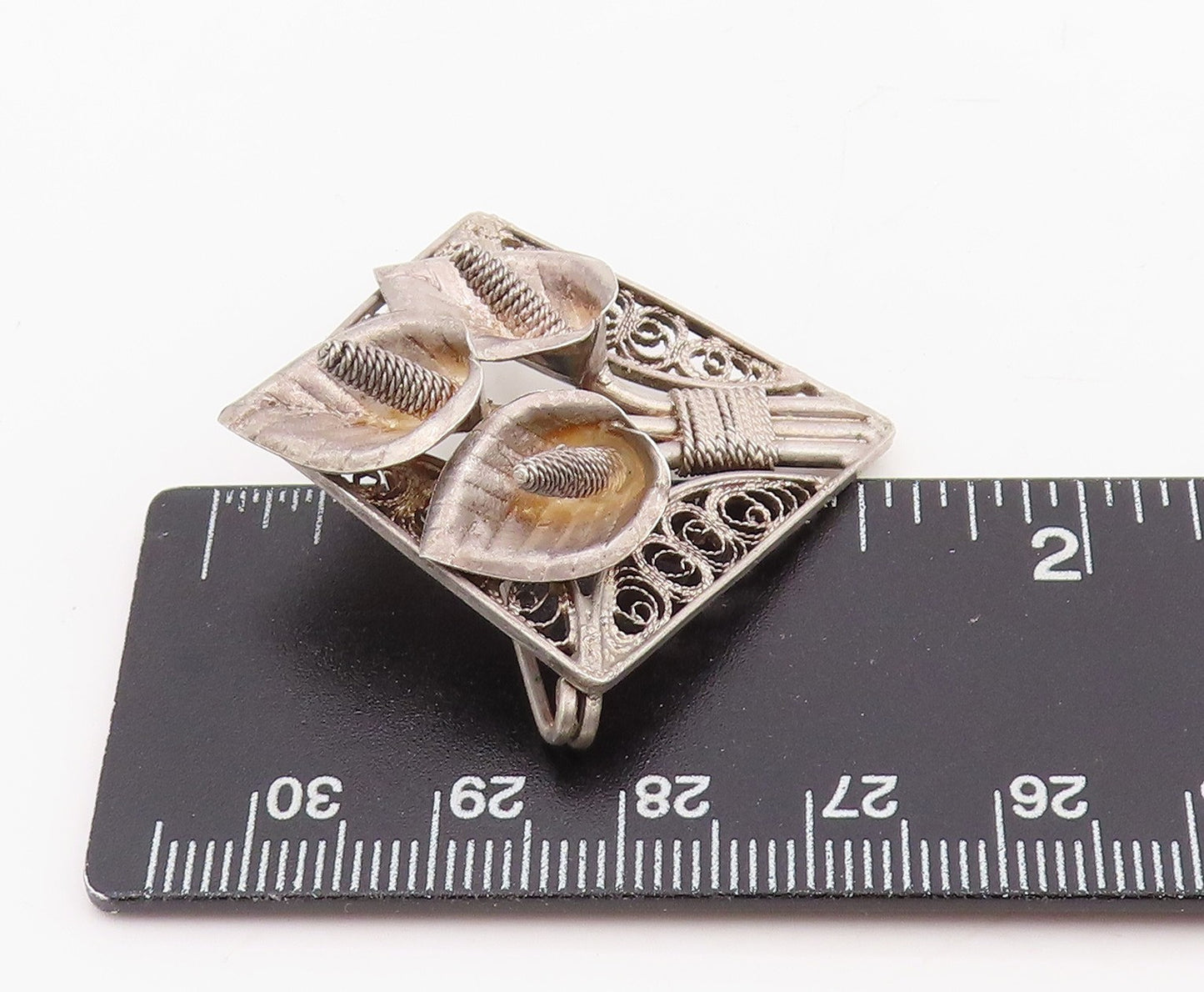925 Sterling Silver Vintage Brooch Pin Etched Filigree Calla Lily Flower BP12326
