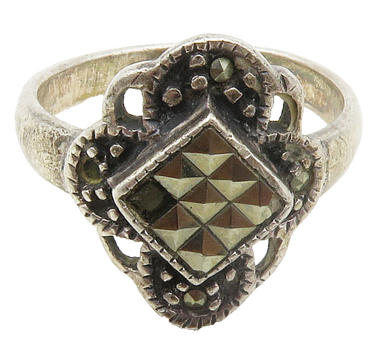 925 Sterling Silver  Vintage Marcasite Dark Tone Band Ring Sz 8  RG16605