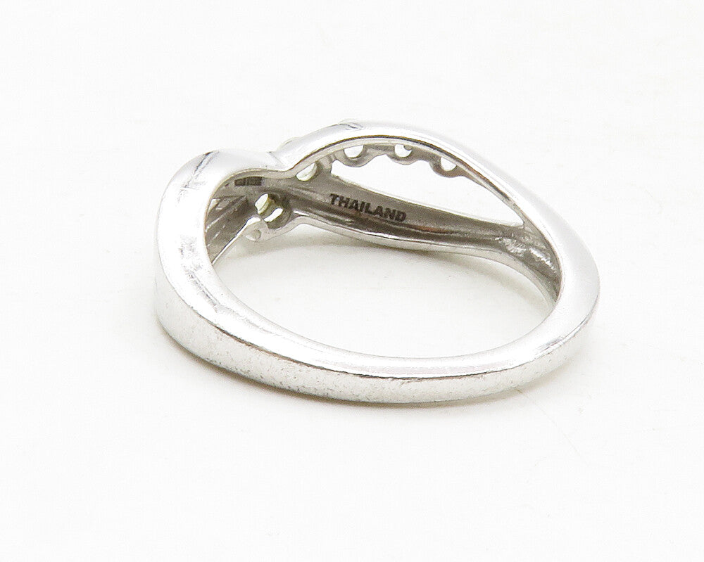 925 Sterling Silver  Graduated White Topaz Shiny Round Band Ring Sz 8  RG12936