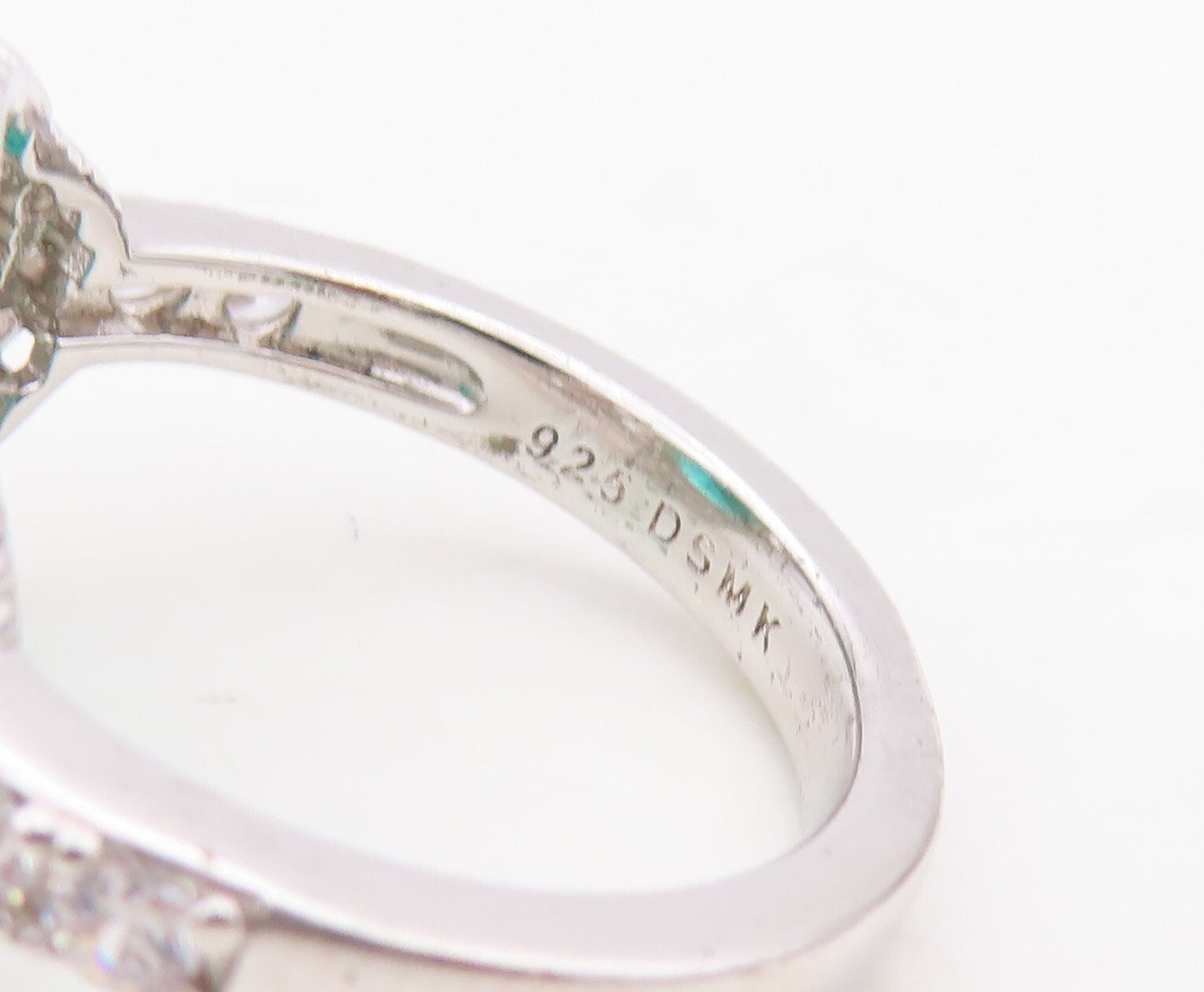 925 Sterling Silver Vintage Ring Oval Sea Green White & CZ Inlay  Sz 7  RG30369