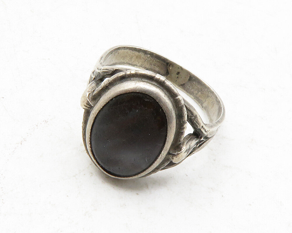 ENGLAND 925 Silver  Vintage Petite Cabochon Stone Band Ring Sz 5.5  RG12602