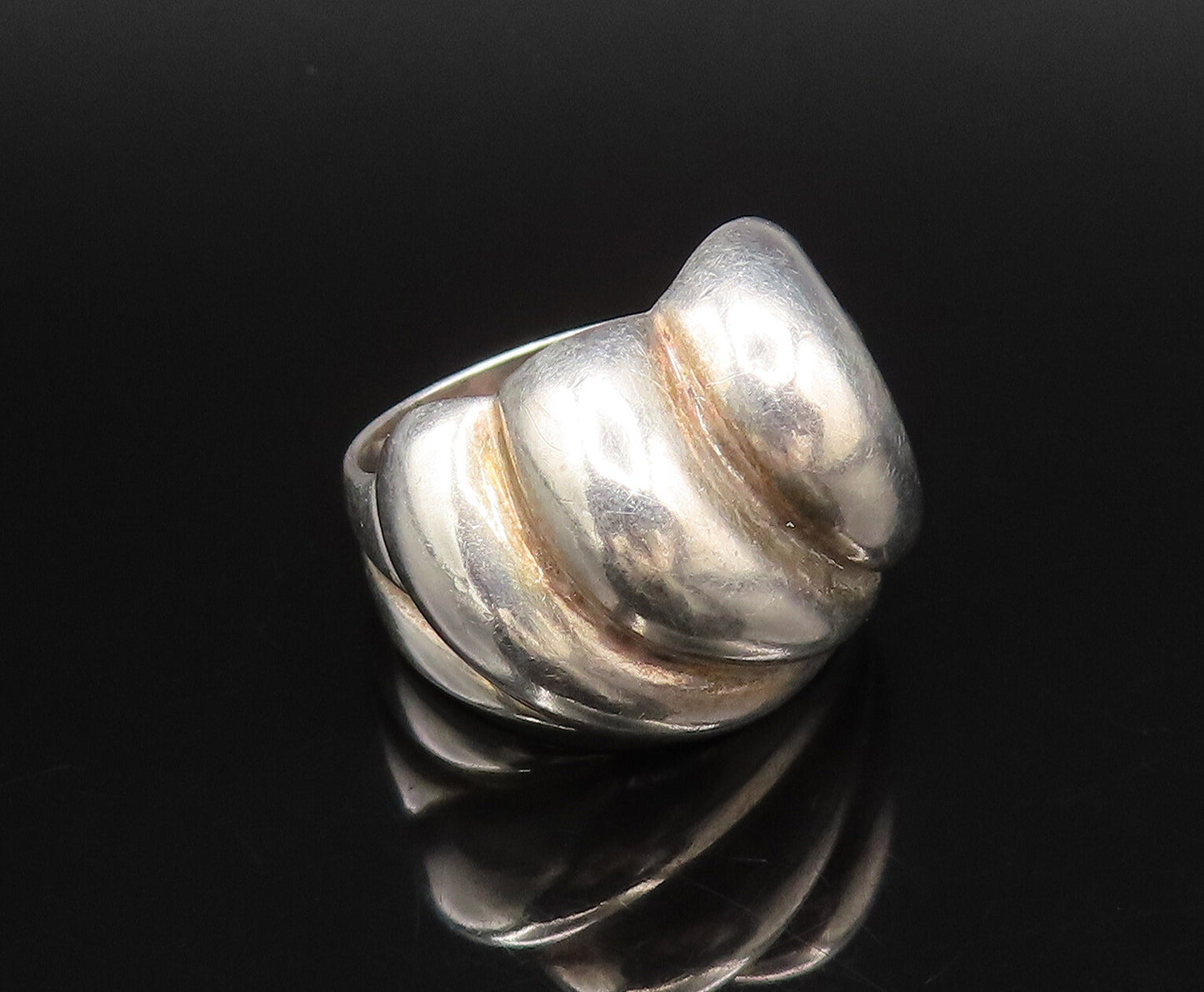 BLACK STARR & FROST 925 Silver  Vintage Scalloped Dome Ring Sz 8  RG26112