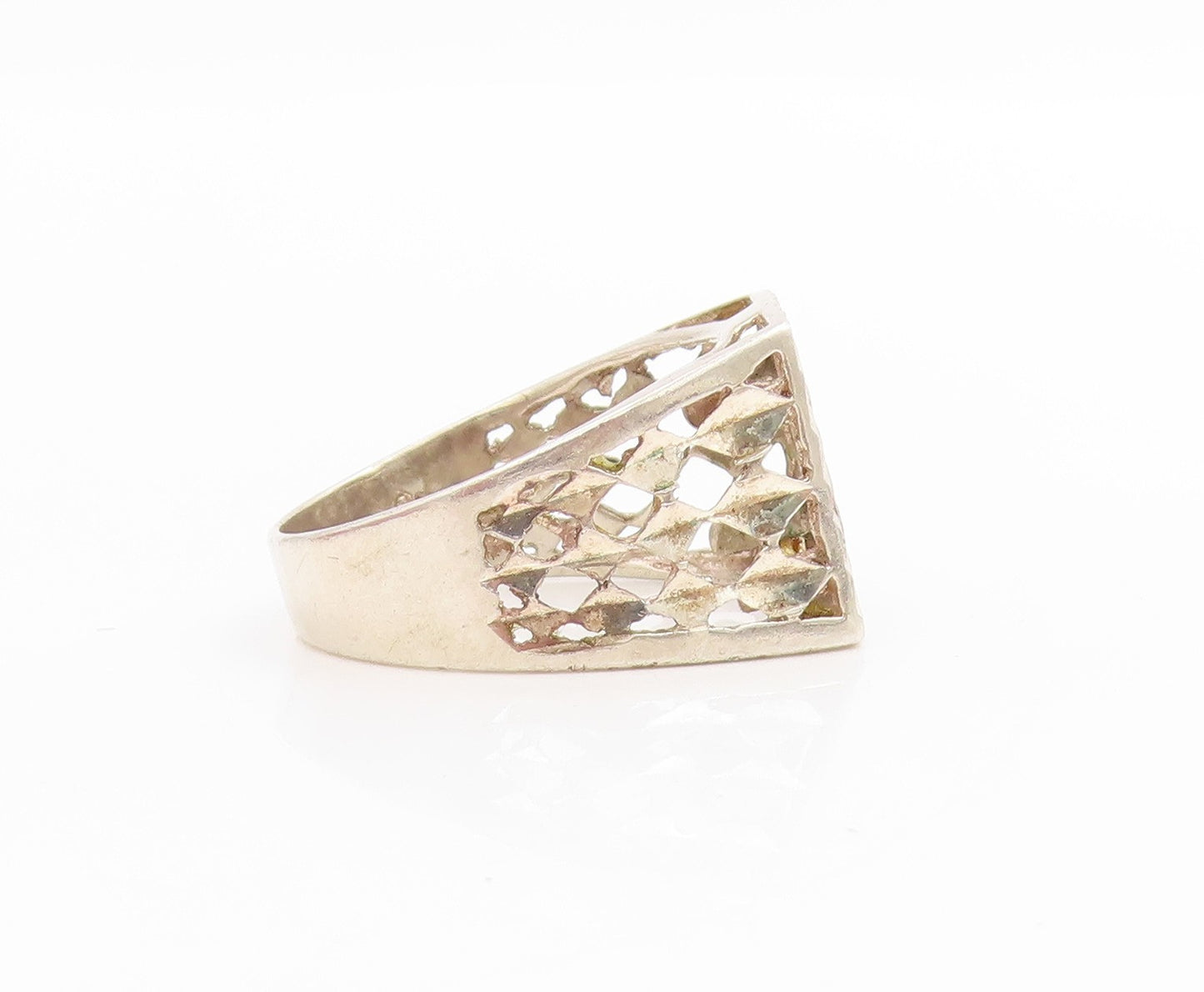 925 Sterling Silver Vintage Ring Carved Letter J Monogram Band  Sz 9  RG34054
