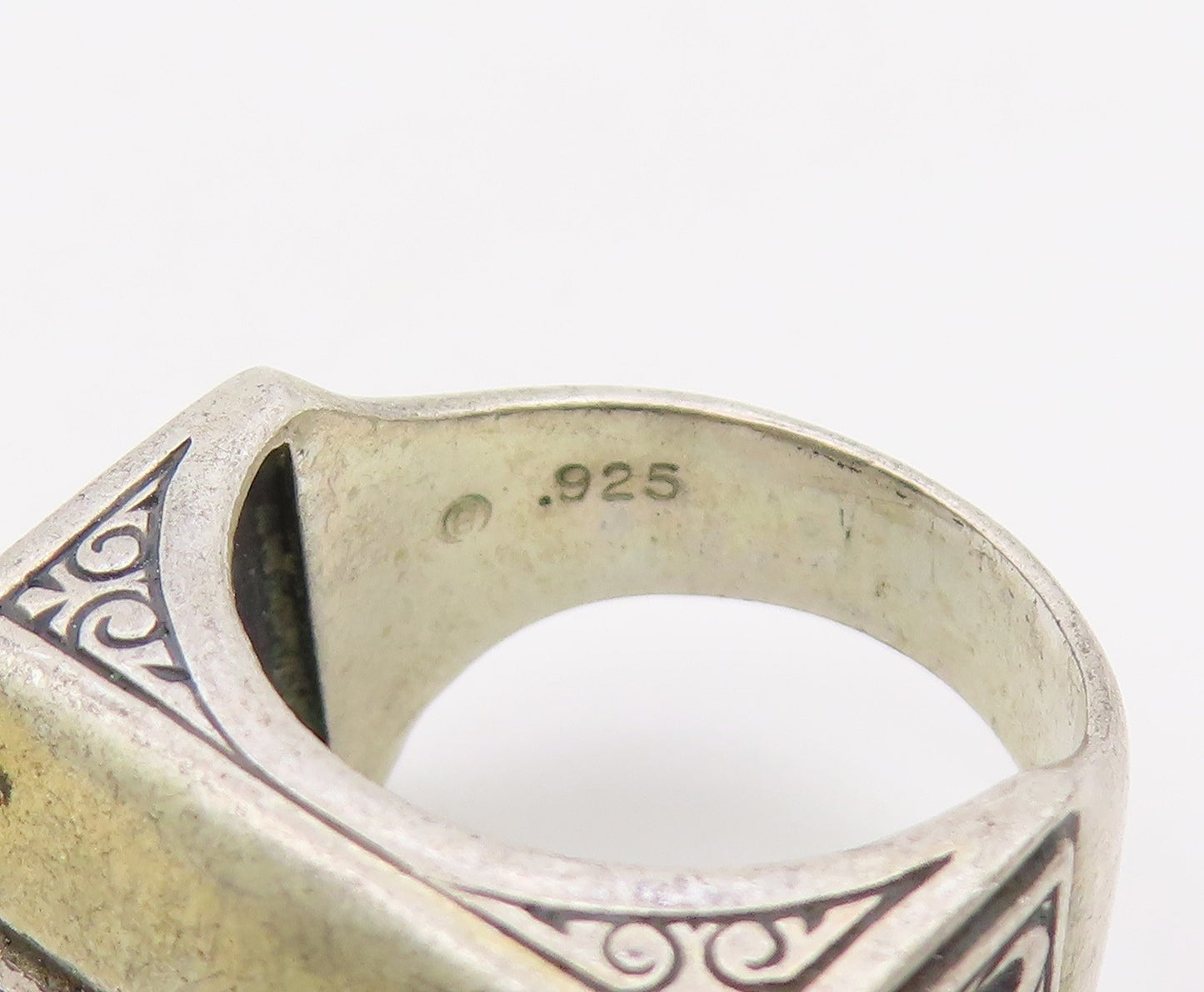925 Sterling Silver Vintage Ring Blue Topaz Engraved Floral Band Sz 6.5  RG36504