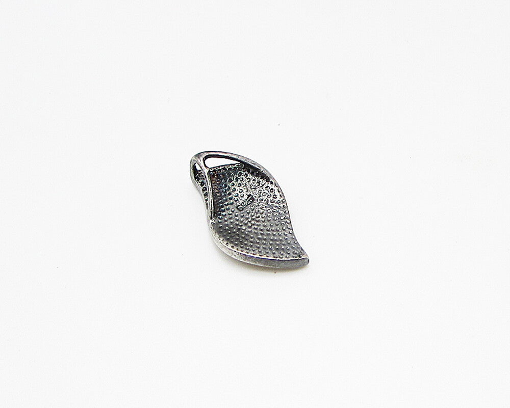 925 Sterling Silver  Vintage Etching Detail Floral Leaf Slider Pendant  PT2010