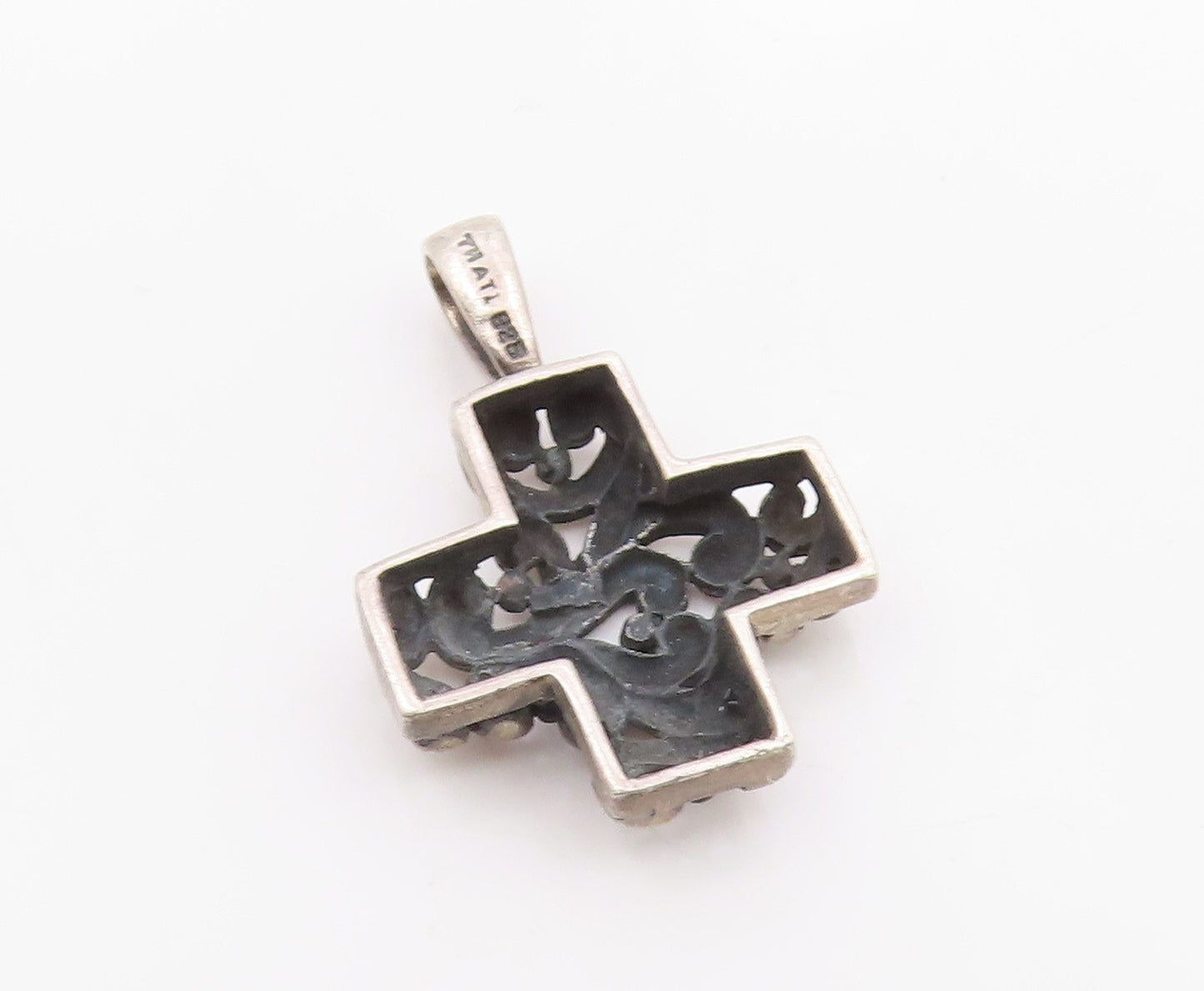 925 Sterling Silver  Vintage Shiny Heart Swirl Pattern Cross Pendant  PT19290