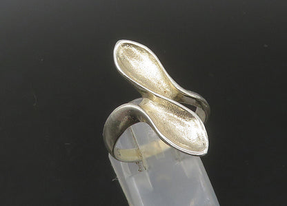 925 Sterling Silver  Vintage Shiny Bypass Style Band Ring Sz 8  RG22496