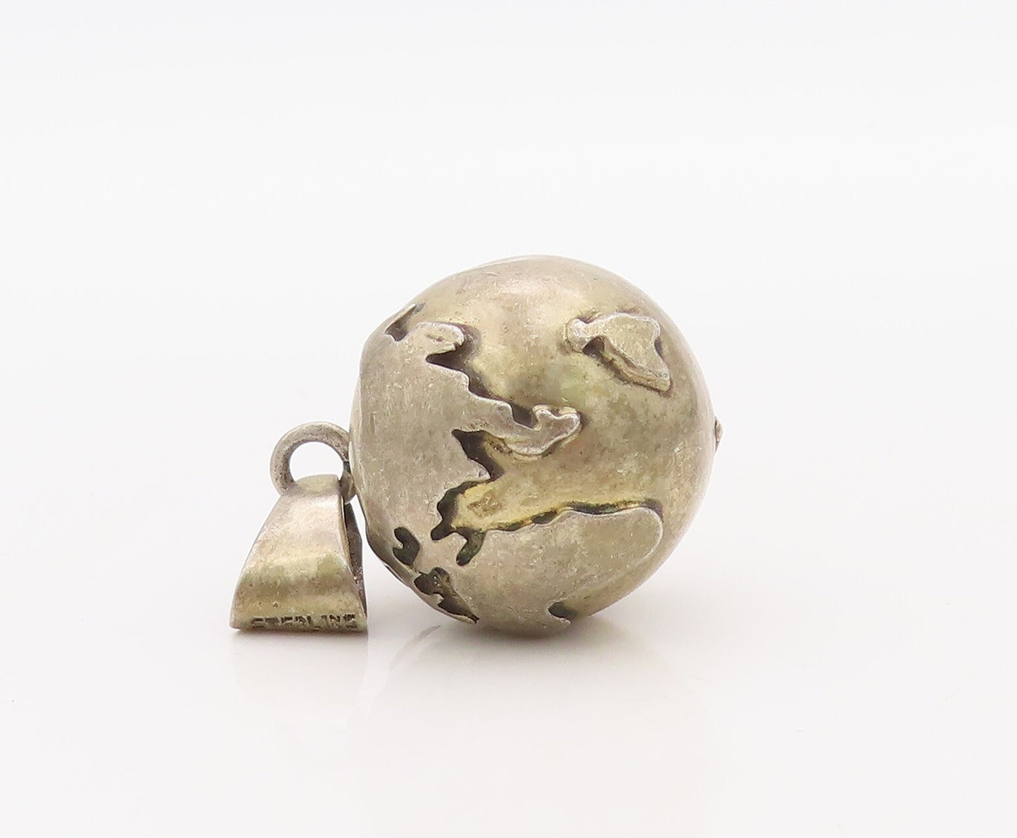 925 Sterling Silver Vintage Pendant Solid Carved Rattling Globe  PT23566
