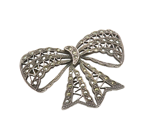 925 Sterling Silver  Vintage Marcasite Bow Tied Ribbon Brooch Pin  BP5886