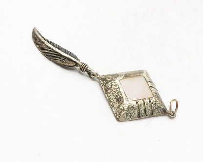 925 Sterling Silver  Vintage Inlaid Mother Of Pearl Feather Pendant  PT7835