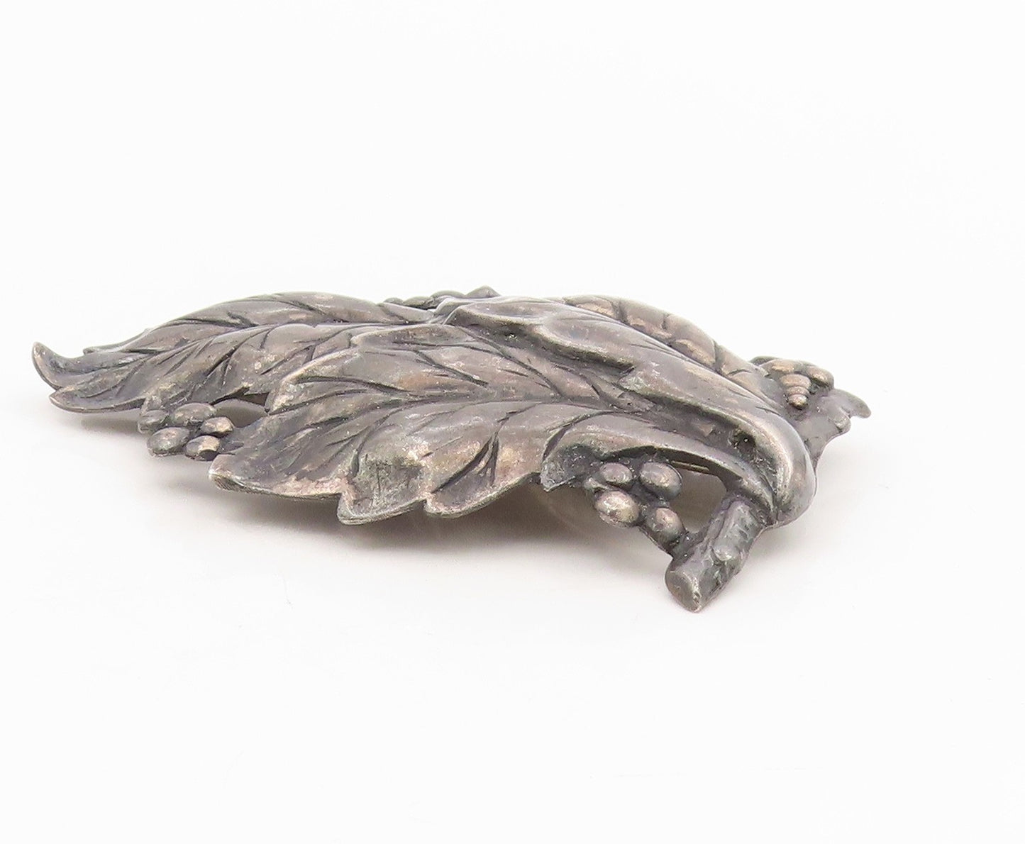 925 Sterling Silver Vintage Brooch DANECRAFT Etched Grape Leaves Pin  BP12126