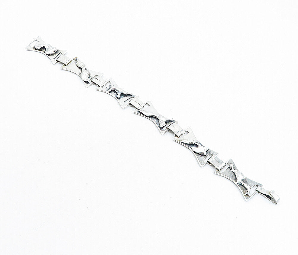925 Sterling Silver  Vintage Abstract Sculpted Detail Chain Bracelet  BT2305