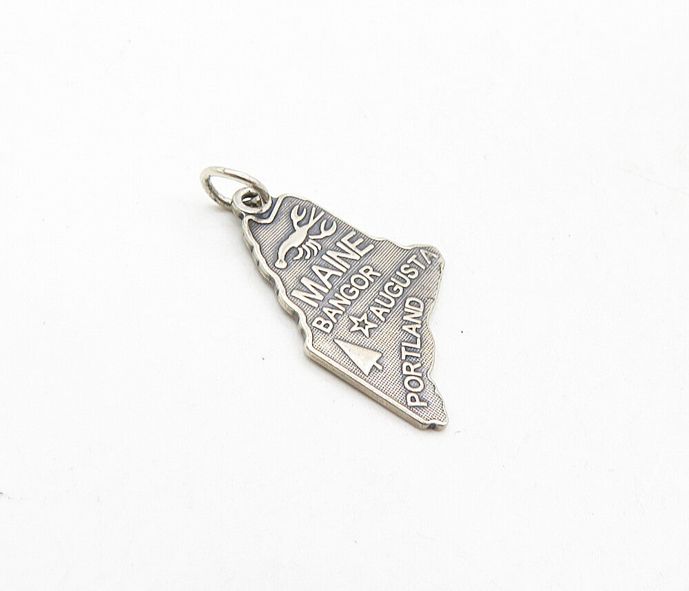 925 Sterling Silver  Vintage Dark Tone Maine State Map Drop Pendant  PT6919