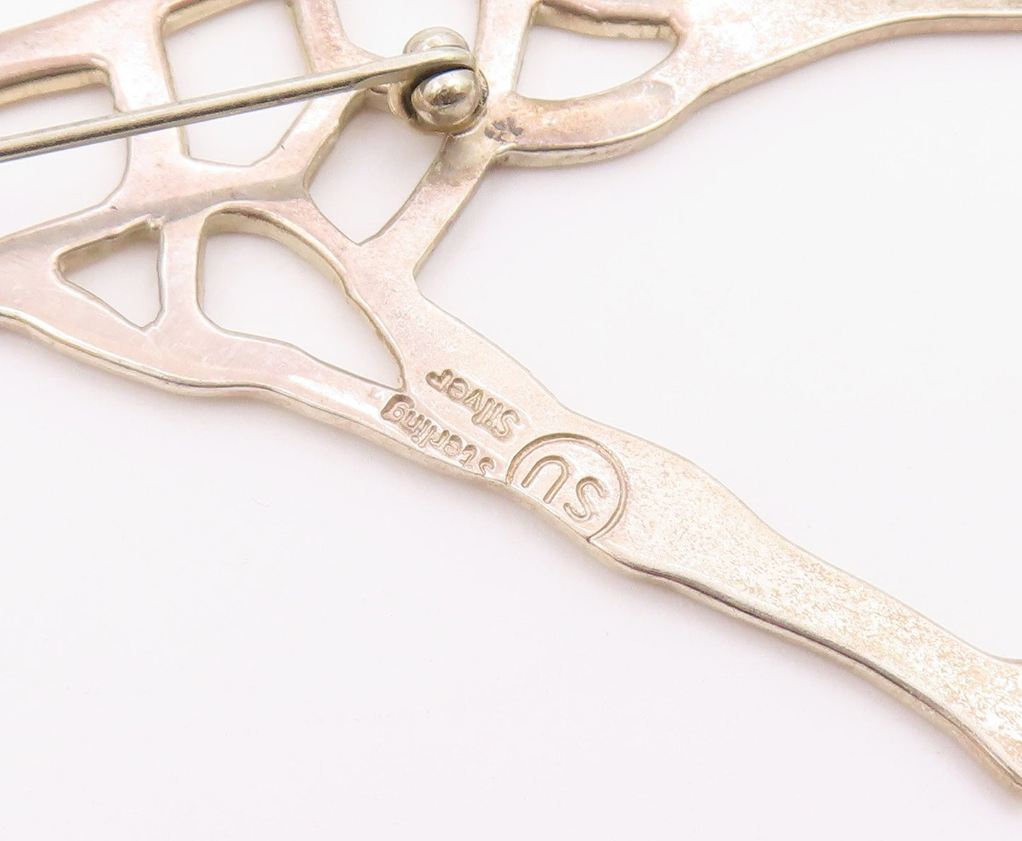 925 Sterling Silver  Vintage Shiny Cutout Giraffe Animal Brooch Pin  BP8213