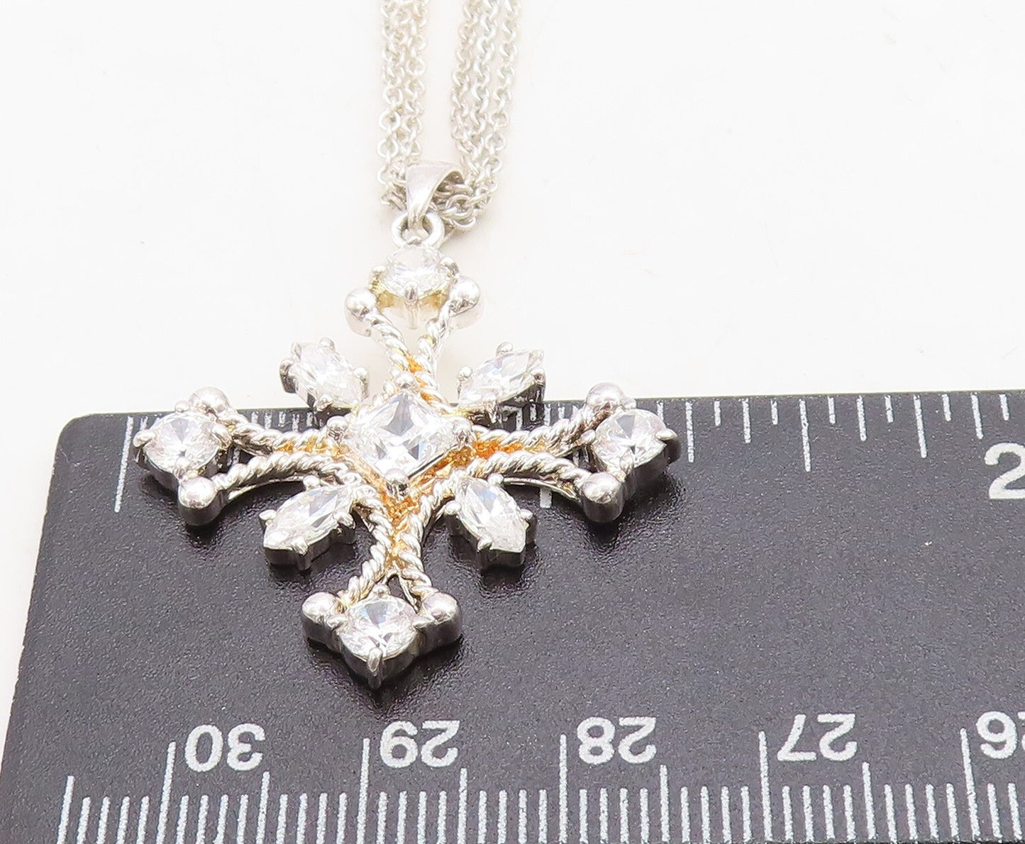 925 Sterling Silver  Sparkling Cubic Zirconia Cross Chain Necklace  NE1369