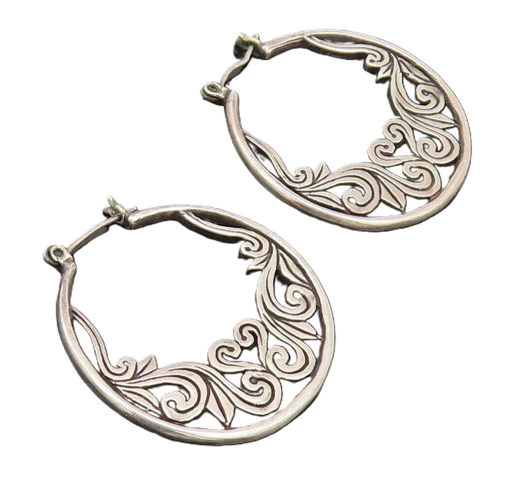 925 Sterling Silver  Vintage Cutout Carved Swirly Heart Round Earrings EG12504