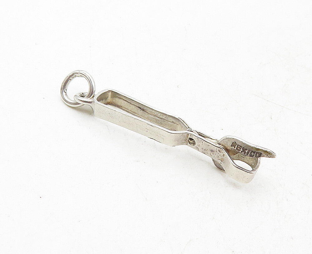 MEXICO 925 Sterling Silver  Vintage Petite Shiny Smooth Open Pendant  PT6945