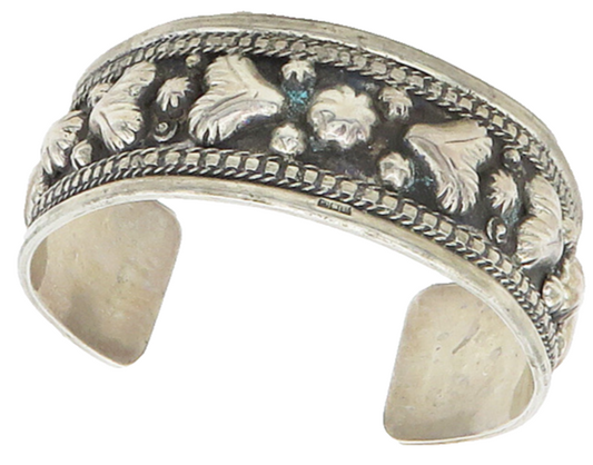 EGYPT 925 Sterling Silver  Vintage Raised Love Hearts Cuff Bracelet  BT6290