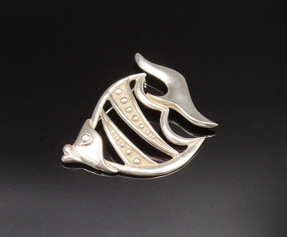 925 Sterling Silver  Vintage Carved Beaded Fish Cutout Brooch Pin  BP9571