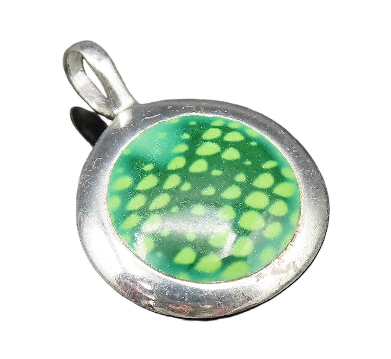 925 Sterling Silver  Vintage Green Enamel Polished Round Pendant  PT20913